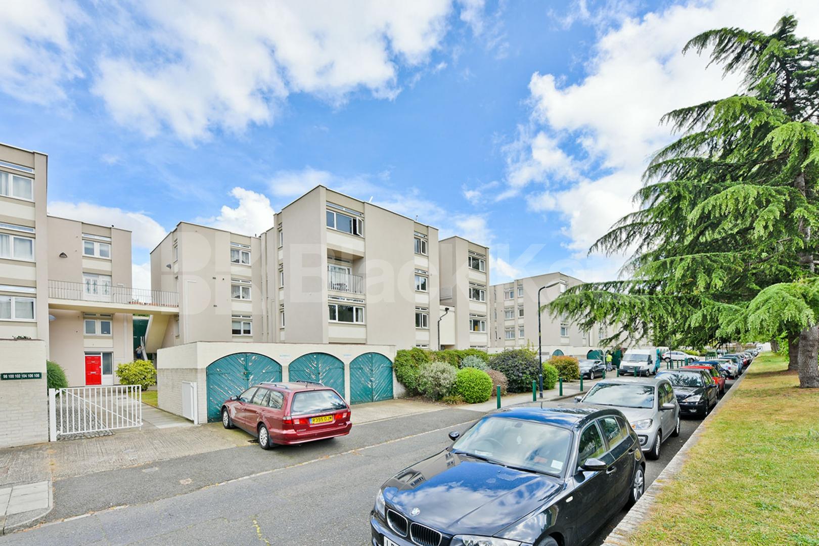 Duplex apartment with balcony moments from Clapham Common Cedars Road, Clapham Common